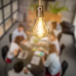 lightbulb_business-team-meeting